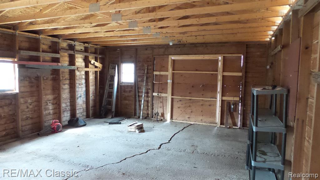 8960 COLE Street, Holly, MI 48442 — Photo 22