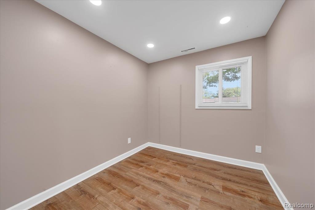 3712 Grafton Street, Orion, MI — Photo 24