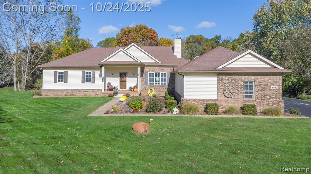6090 Raphael Court, White Lake, MI 48383 — front exterior