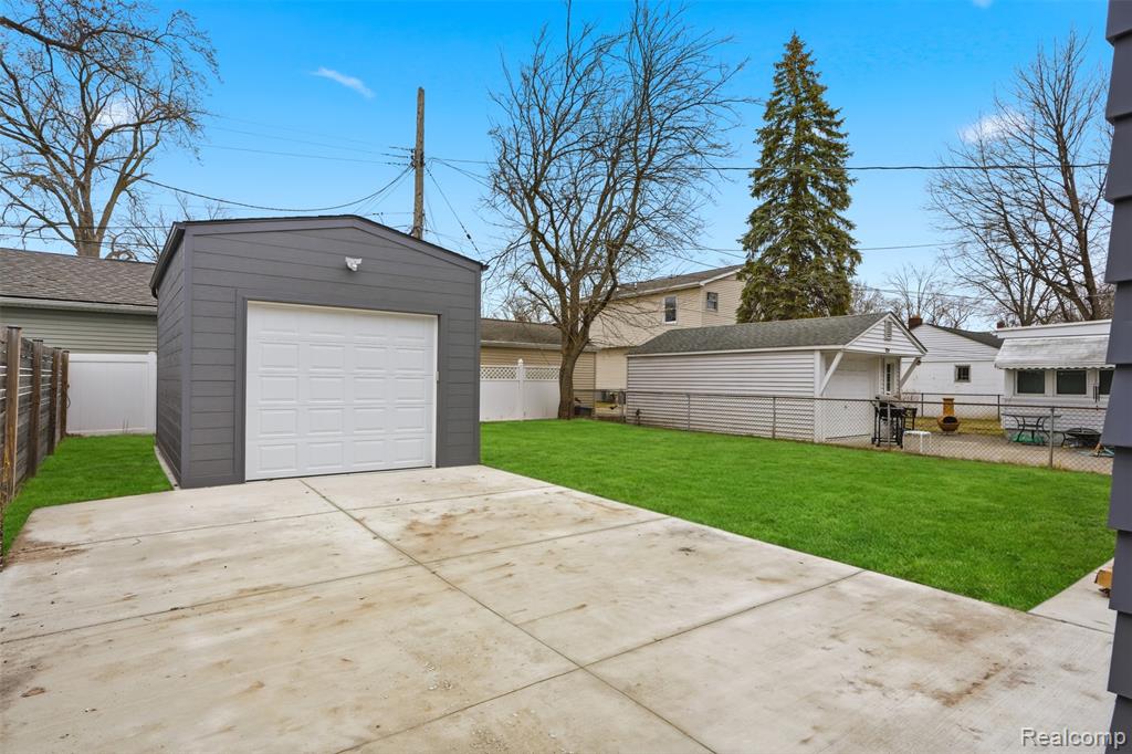 3050 Catalpa Drive, Berkley, MI 48072 — Photo 38