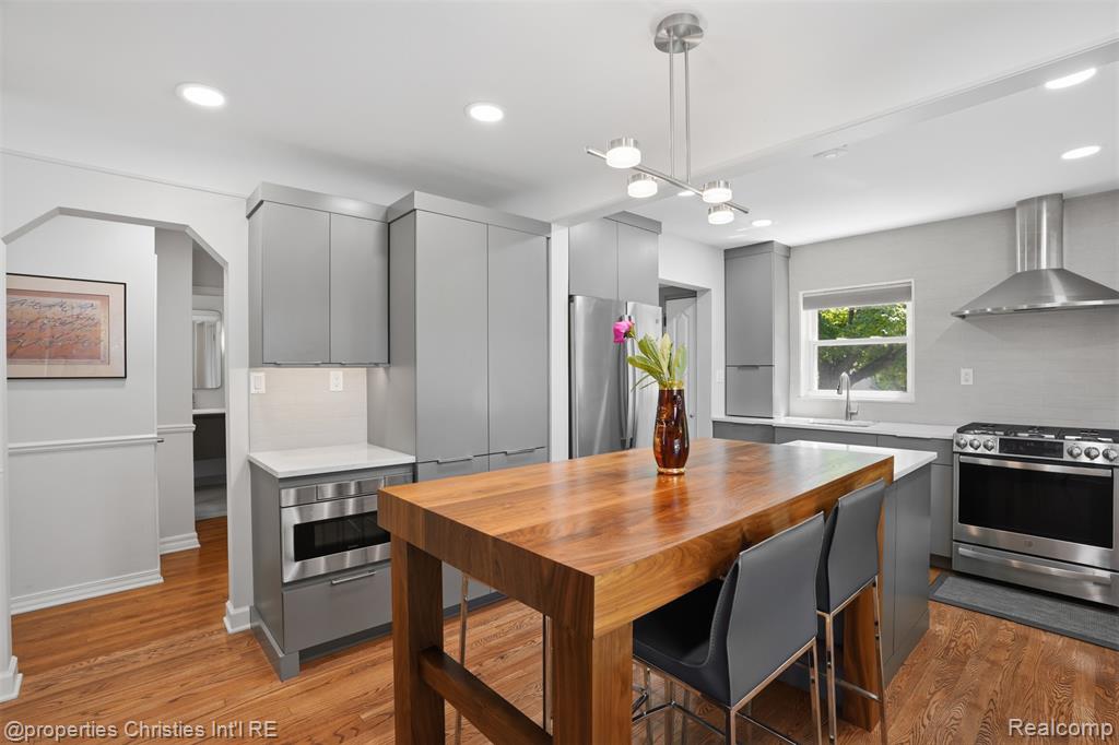 4602 Groveland Avenue, Royal Oak, MI 48073 — Photo 10