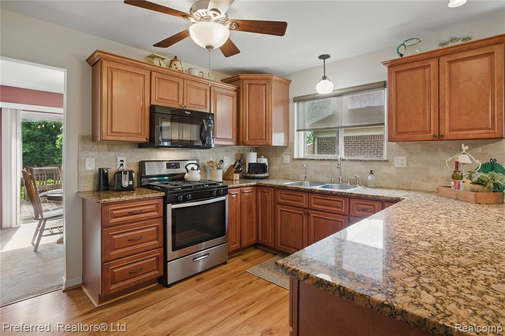 8530 Elmhurst Street, Canton, MI 48187 — Photo 2