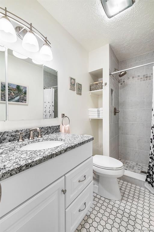 457 Inverness Street, Howell, MI 48843 — Photo 12