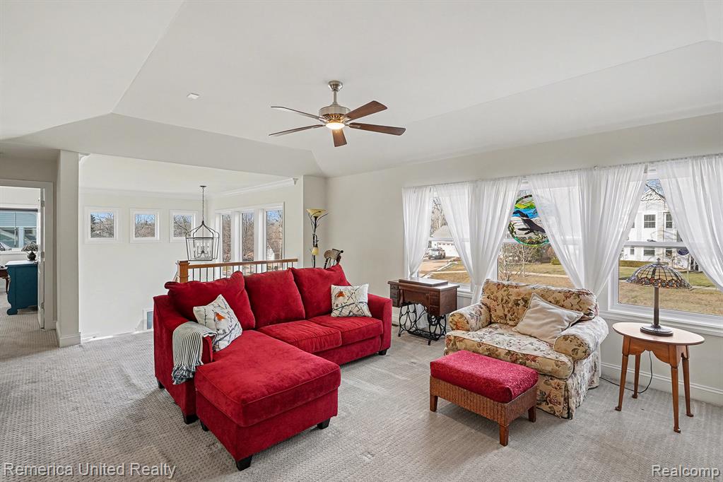 301 River Wood Trail, Milford, MI 48381 — Photo 8