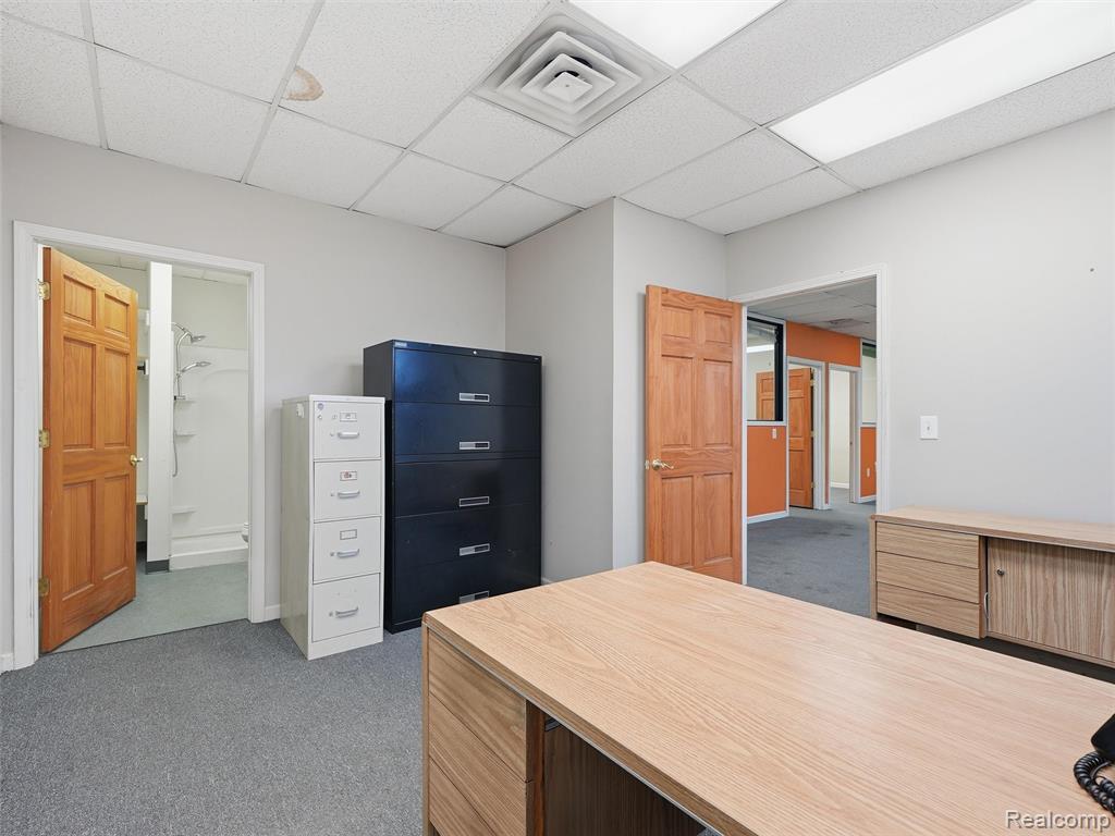 832 W 11 Mile Road, Madison Heights, MI 48071 — Photo 26