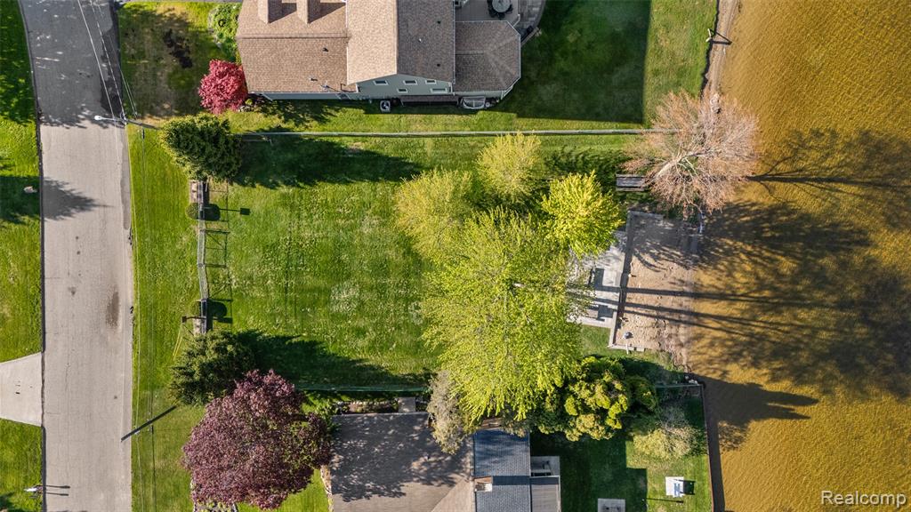 15 Pleasant Lake Drive, Waterford, MI 48327 — Photo 68