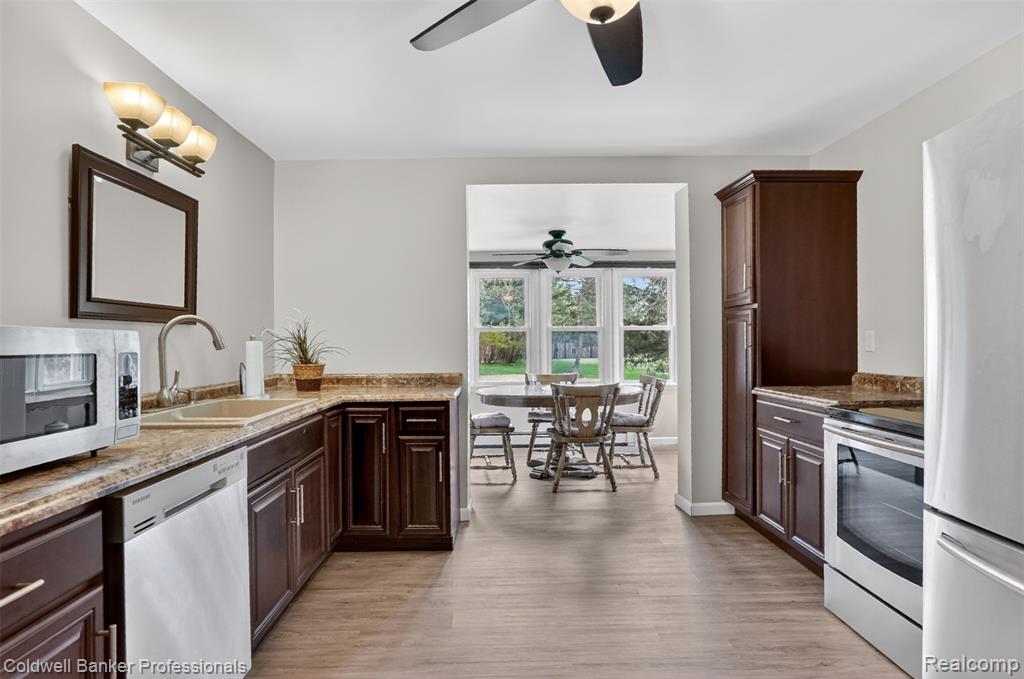 1190 Olander Drive, Lapeer, MI 48446 — Photo 11