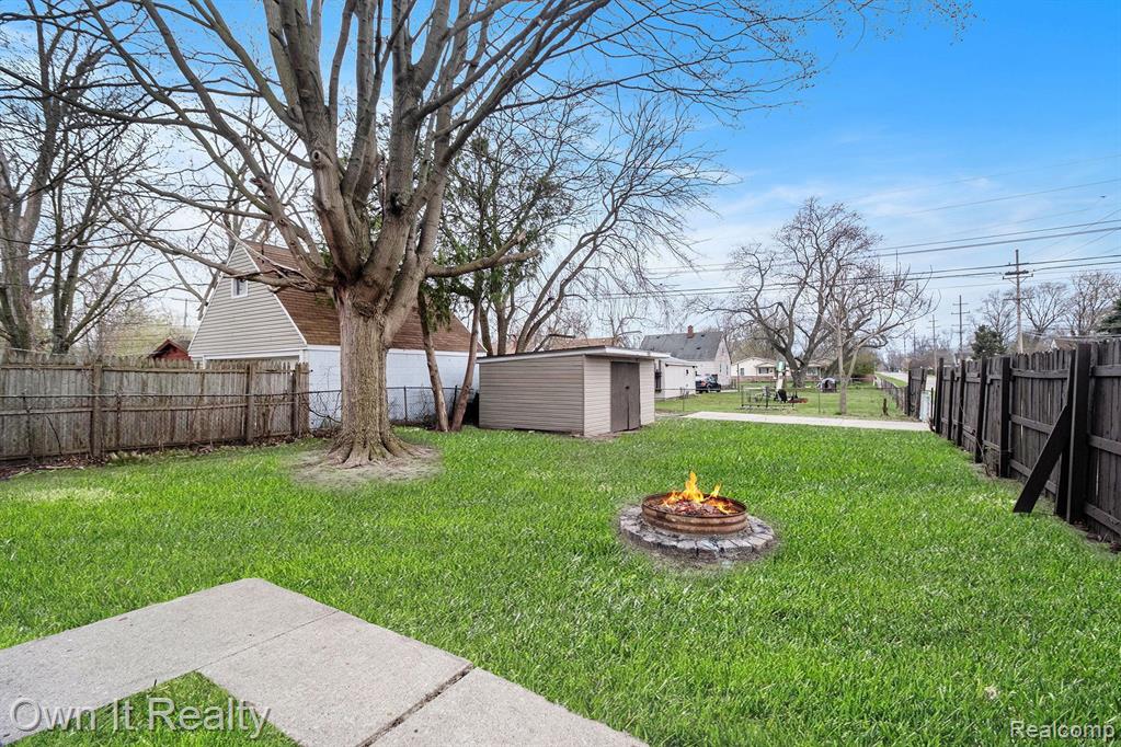 6304 DUNCAN Street, Taylor, MI 48180 — Photo 26