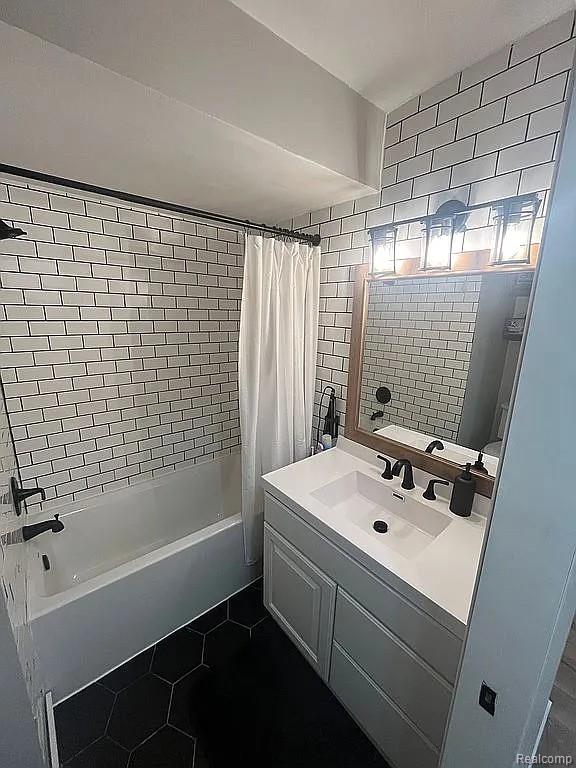 3030 W Newark Road, Lapeer, MI 48446 — Photo 8