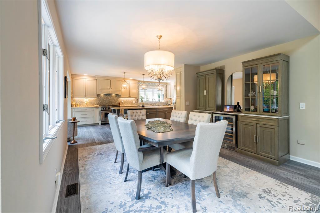 9158 Manchester Boulevard, Grosse Ile, MI 48138 — Photo 12