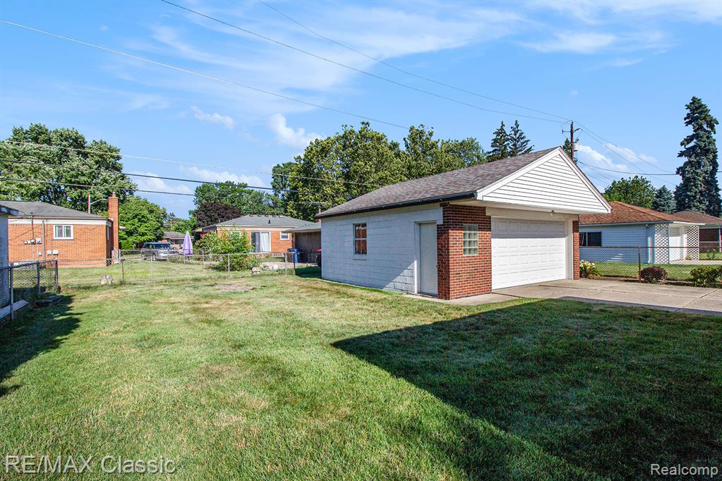8939 Mercedes, Redford, MI 48239 — Photo 24