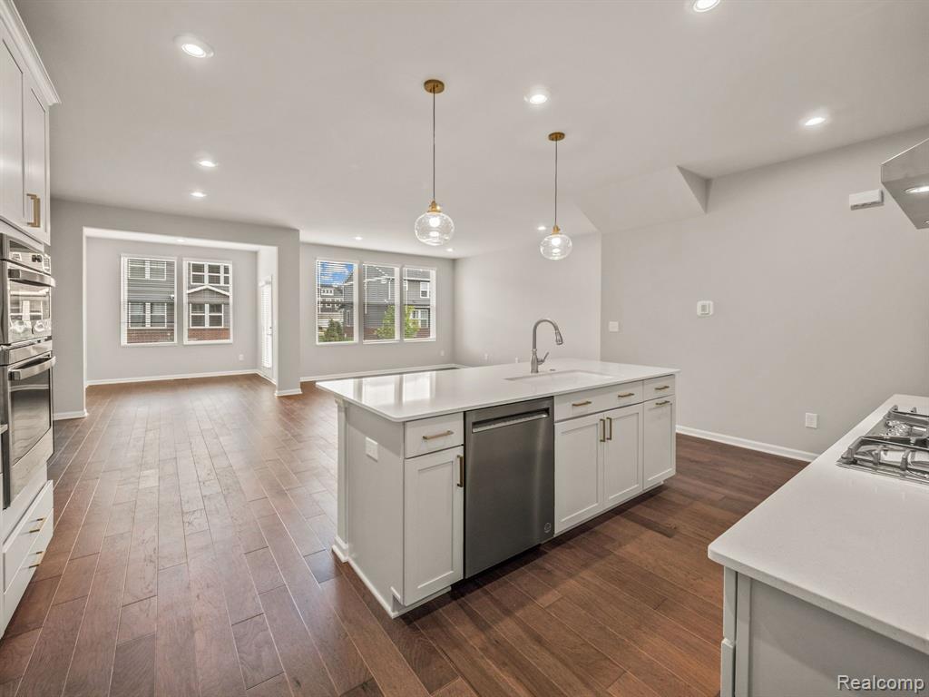 4837 GLENORA Drive, Lake Orion, MI — Photo 9