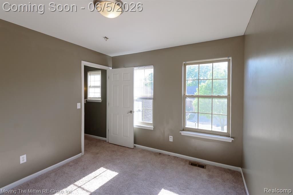 8691 Ironwood Drive, Van Buren, MI 48111 — Photo 22