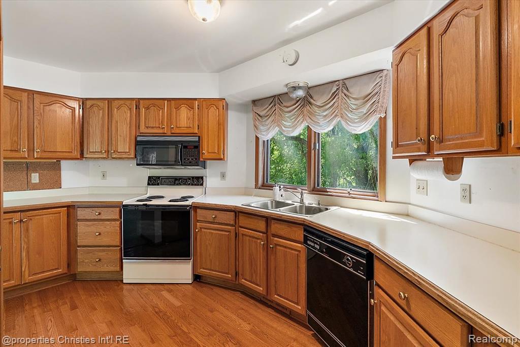 6175 Tripp Road, Holly, MI 48442 — Photo 11