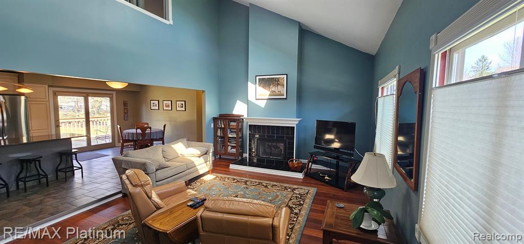 3960 S Bradmore Avenue N, West Bloomfield, MI 48324 — Photo 8