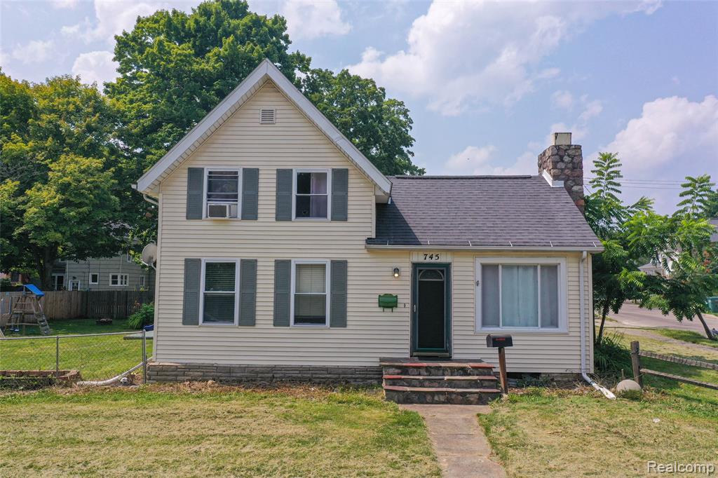745 N Calhoun Street, Lapeer, MI 48446 — Photo 16