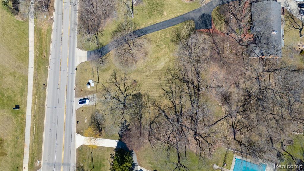 Vac Land Farmington Road, Farmington Hills, MI 48334 — front exterior