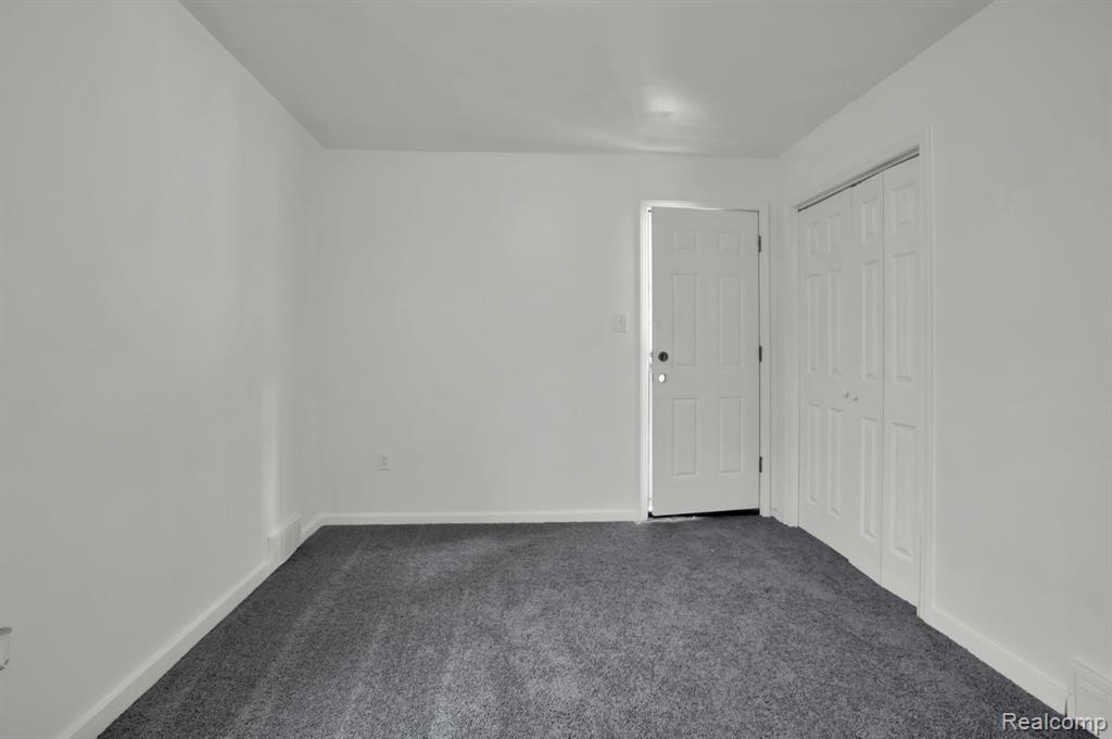 20116 Greydale Avenue, Detroit, MI 48219 — Photo 10