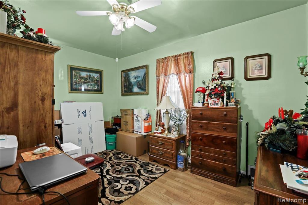 937 E Brickley Avenue, Hazel Park, MI 48030 — Photo 12