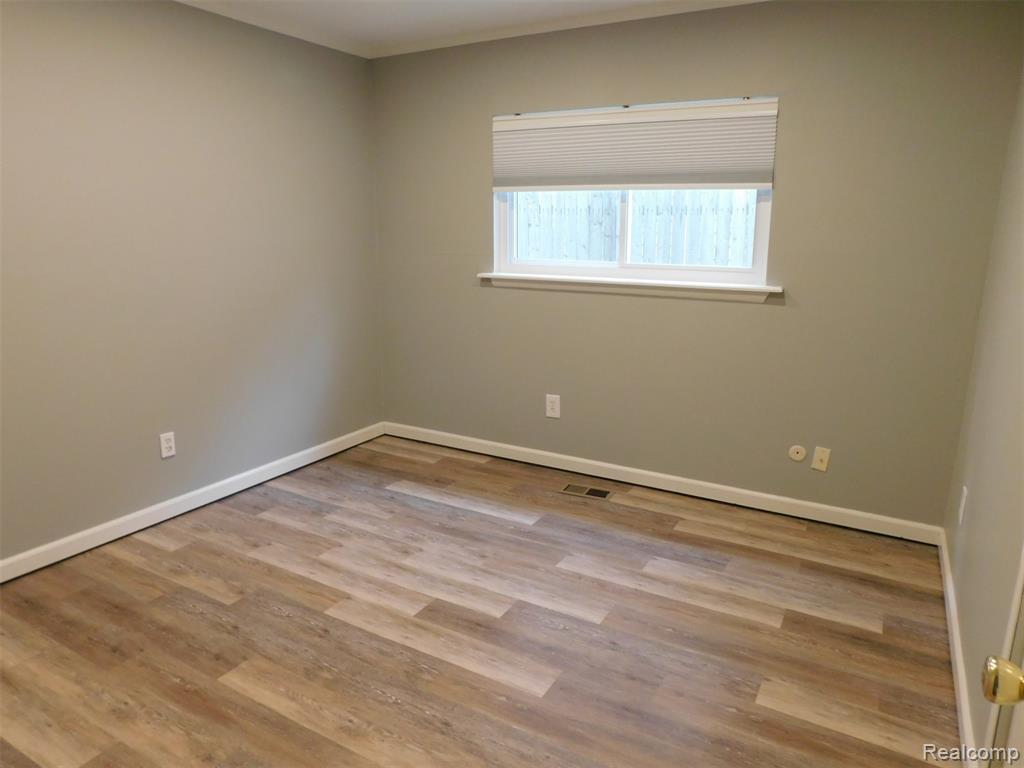 535 E Lewiston Avenue, Ferndale, MI 48220 — Photo 7