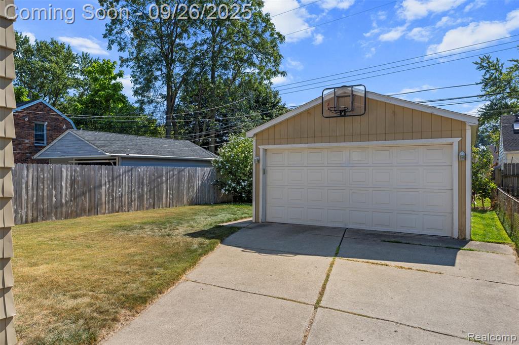 512 Marlin Avenue, Royal Oak, MI 48067 — Photo 31