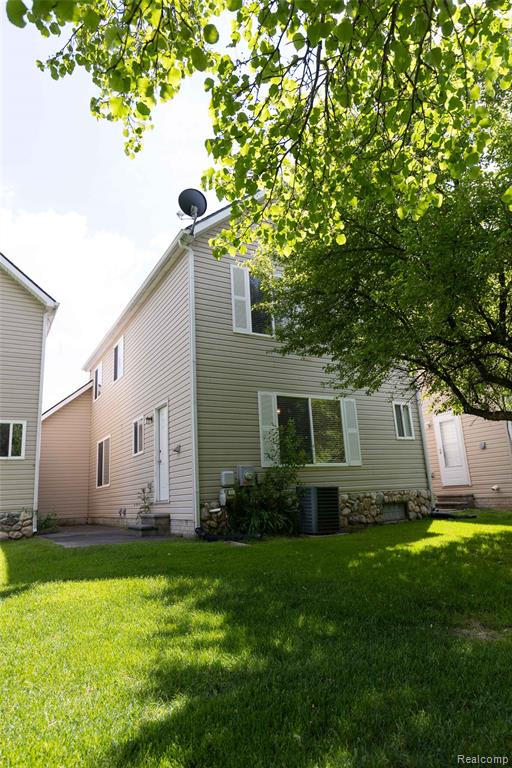 5058 Clintonville Pines Drive, Clarkston, MI — Photo 26