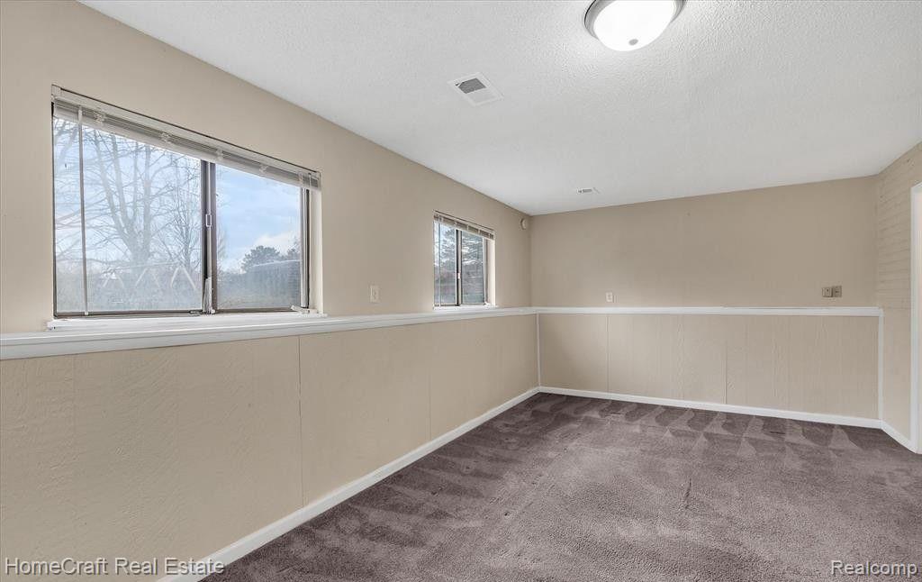 9224 PANAMA Avenue, Ypsilanti, MI 48198 — Photo 18