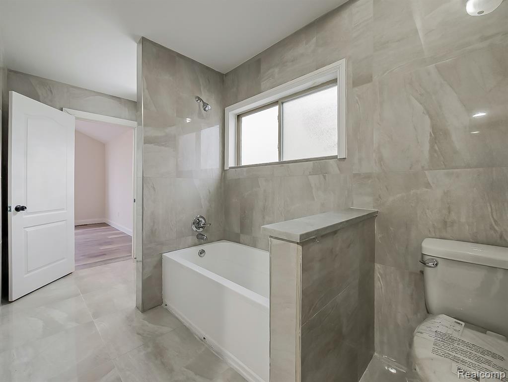 1730 E Woodruff Avenue, Hazel Park, MI 48030 — Photo 31