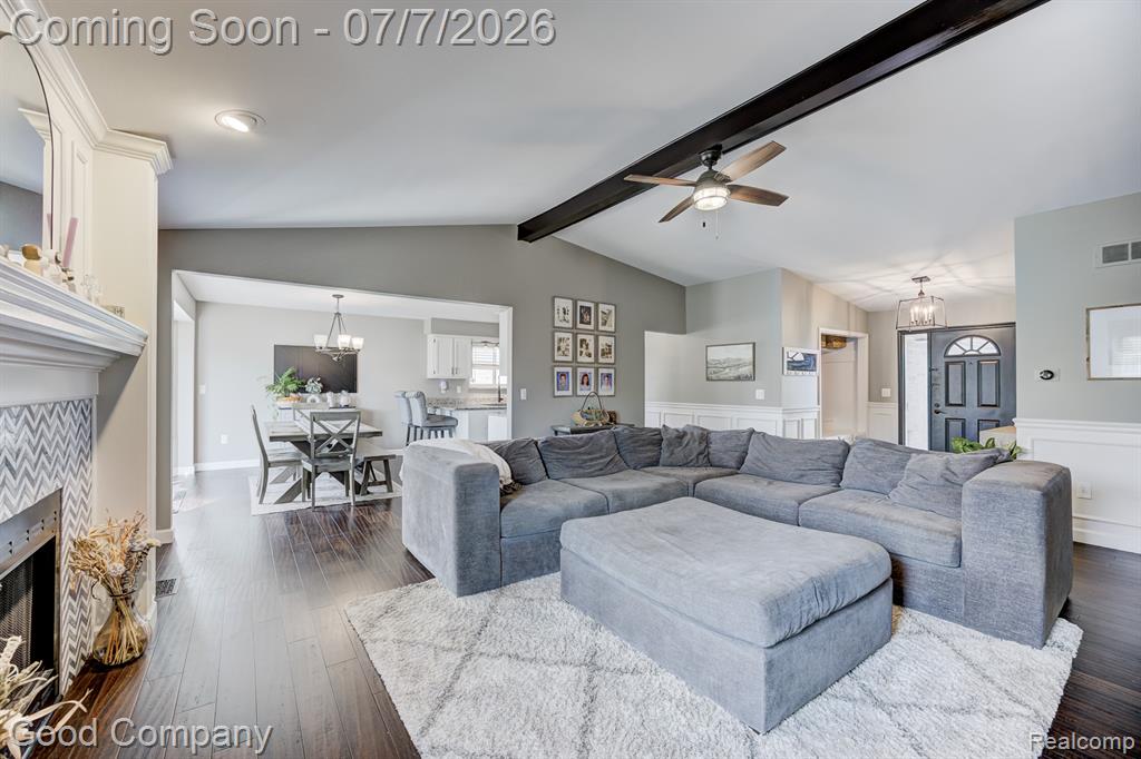 49877 Maurice Drive, Chesterfield, MI 48047 — Photo 2