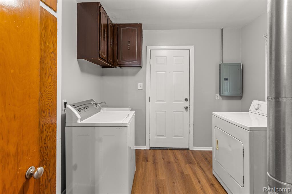 8306 HELEN, Center Line, MI 48015 — Photo 19