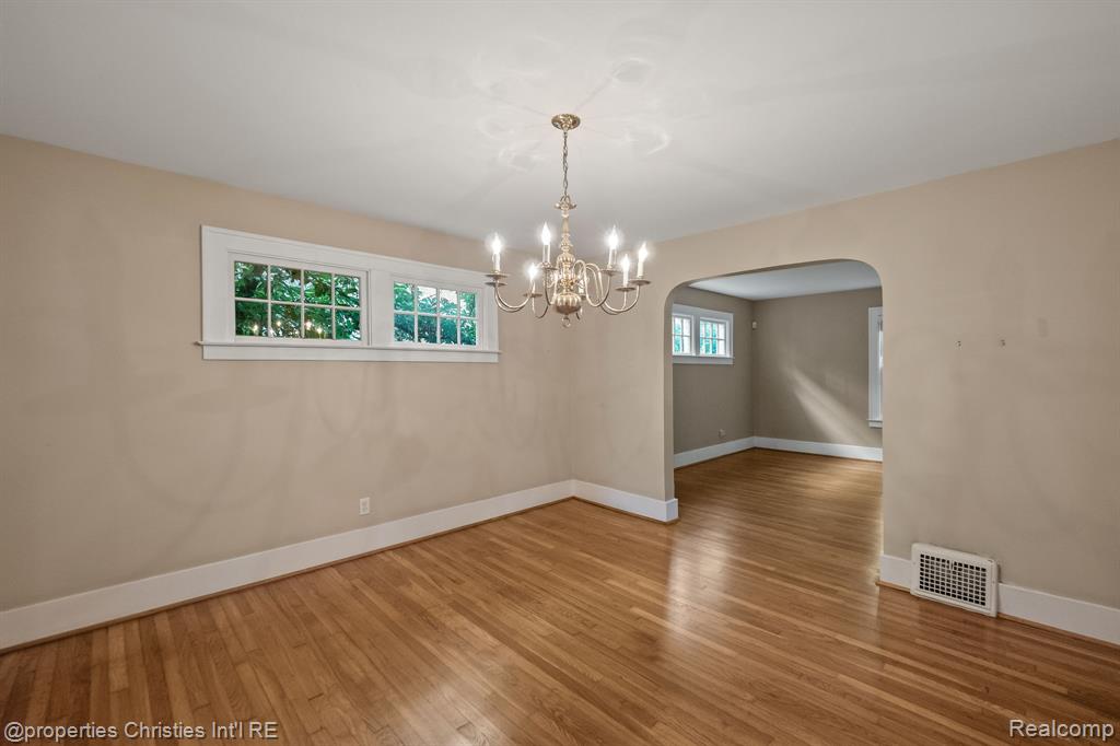 532 Wallace Street, Birmingham, MI 48009 — Photo 15