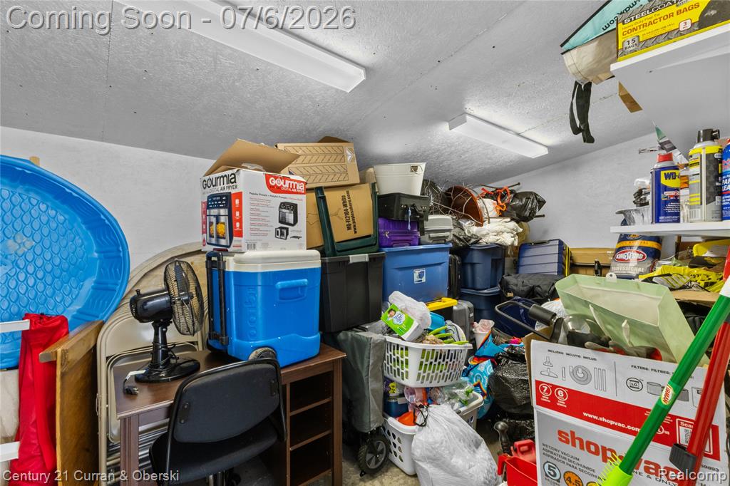 29683 Marquette Street, Garden City, MI — Photo 32