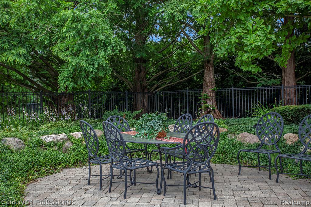7717 Somerhill Lane, Clarkston, MI 48348 — Photo 6
