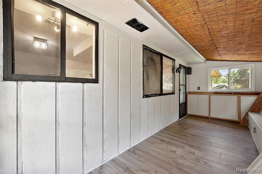 7427 Emerson, Washington, MI — Photo 37