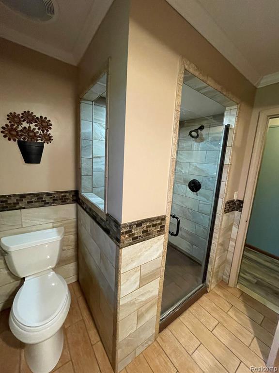 42015 WOODBROOK Drive, Canton, MI 48188 — Photo 9