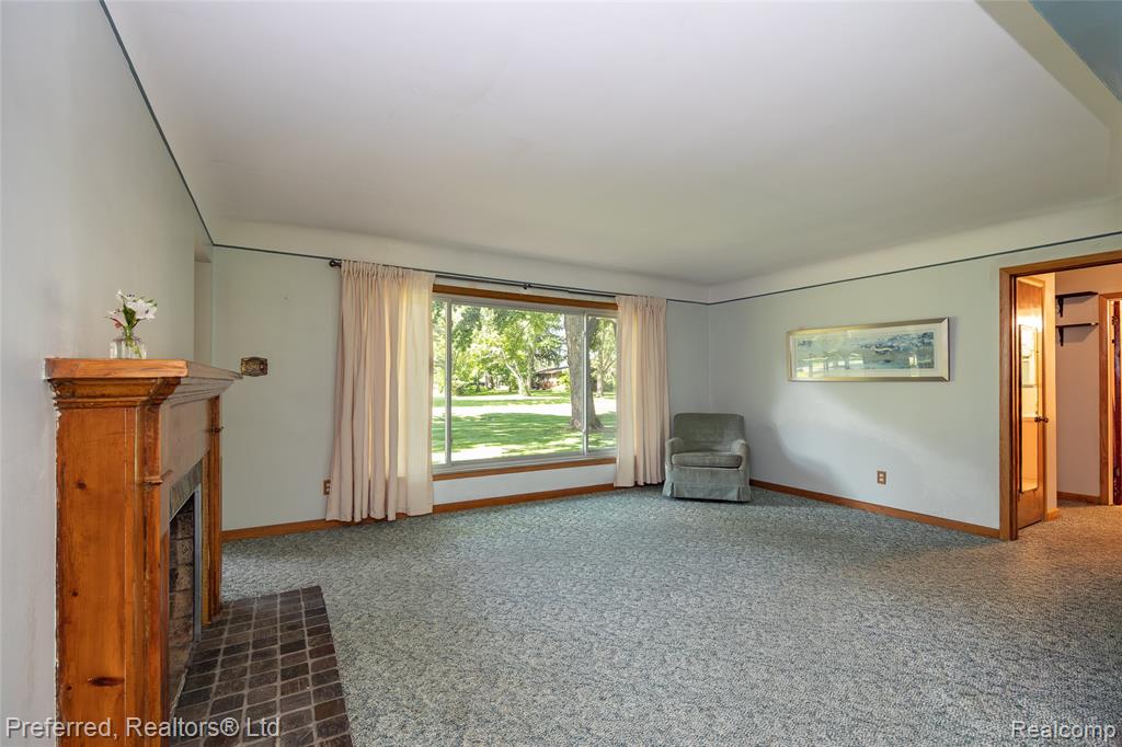 6346 Donaldson Drive, Troy, MI 48085 — Photo 9