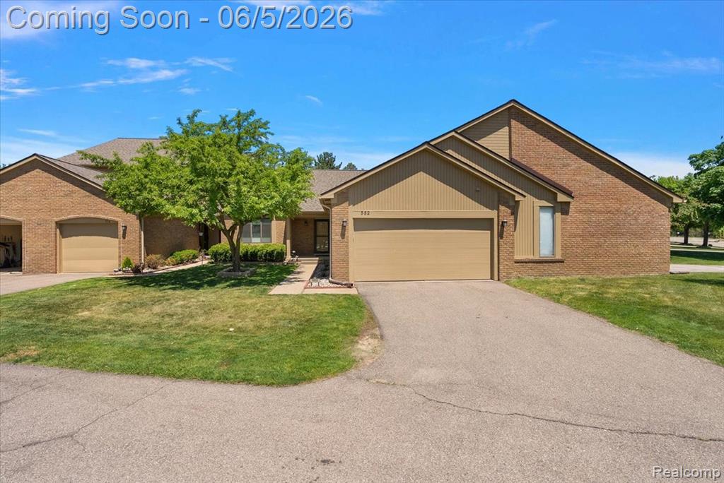 552 Tennyson, Rochester Hills, MI 48307 — Photo 2