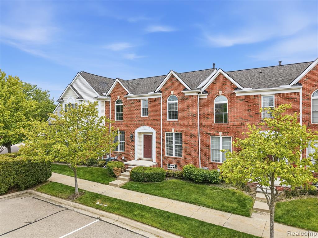 41782 Brownstone Drive, Novi, MI 48377 — Photo 43