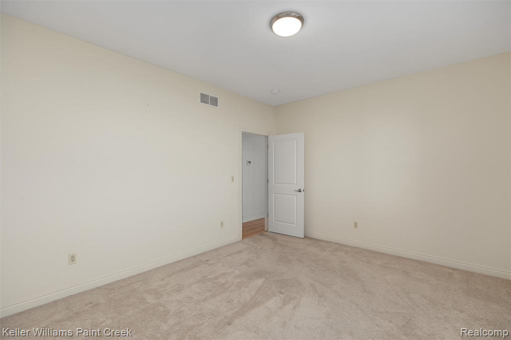 37580 Lakeshore Drive, Harrison Township, MI — Photo 19