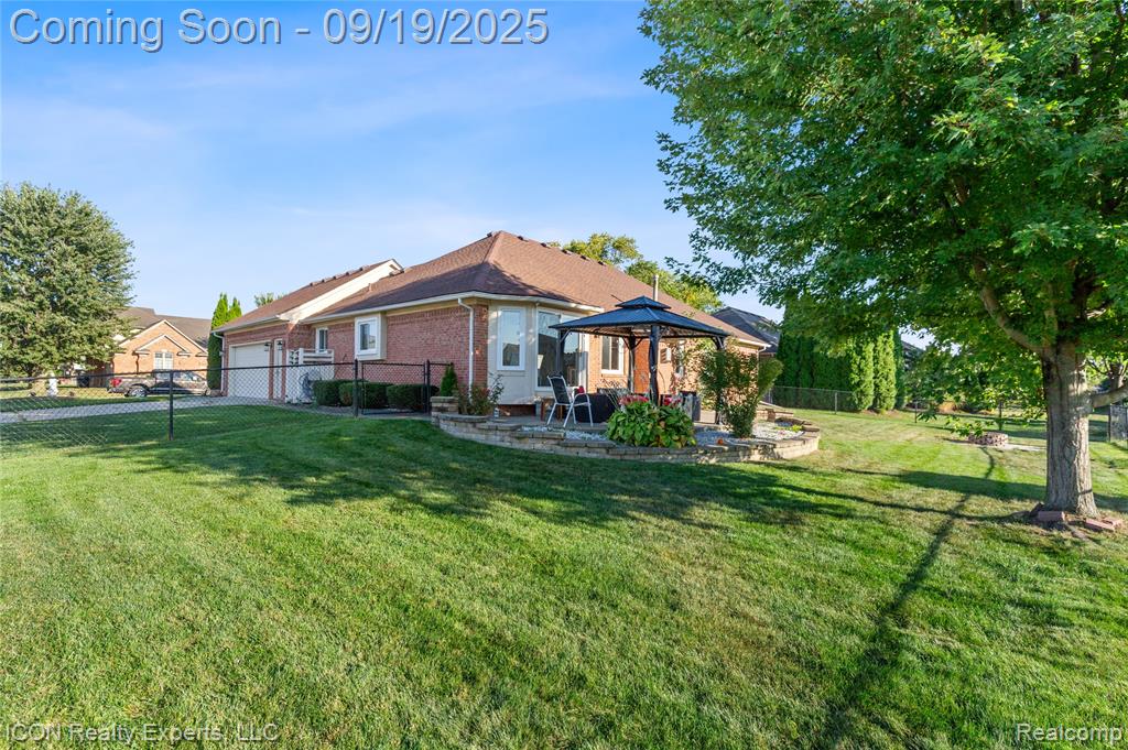 47367 Cherry Valley Drive, Macomb, MI 48044 — Photo 6
