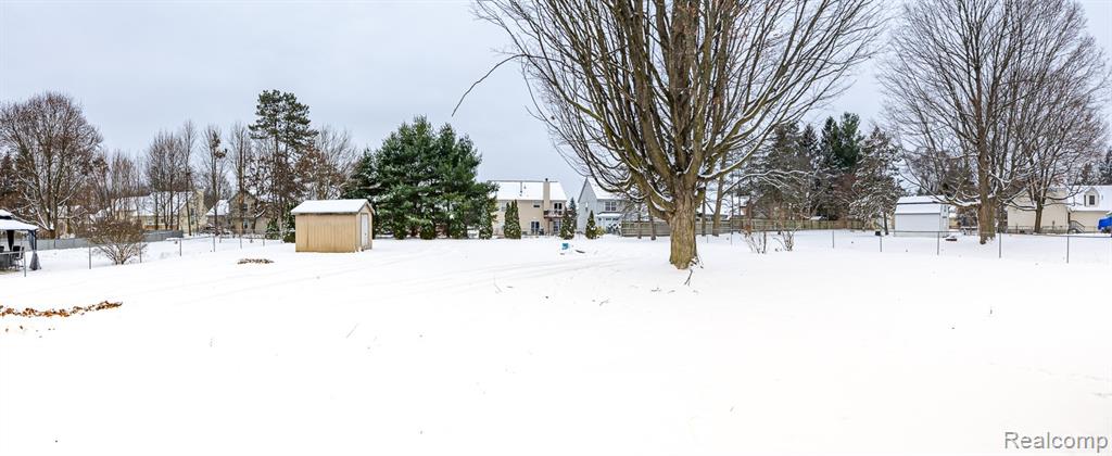 6445 Pontiac Lake Road, Waterford, MI 48327 — Photo 39