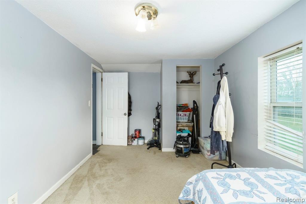 4206 GRAND BLANC Road, Swartz Creek, MI 48473 — Photo 32