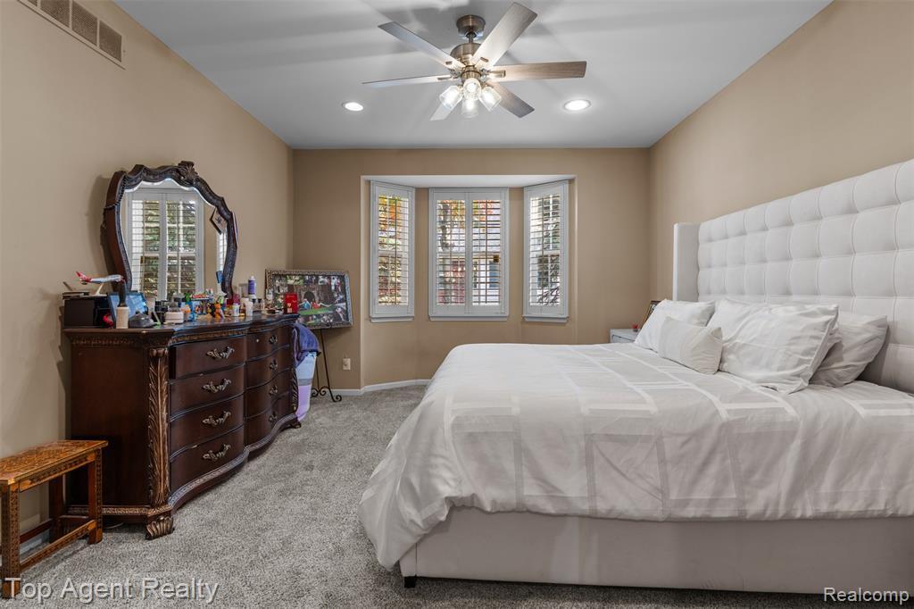 44258 Constellation Drive, Sterling Heights, MI 48314 — Photo 13