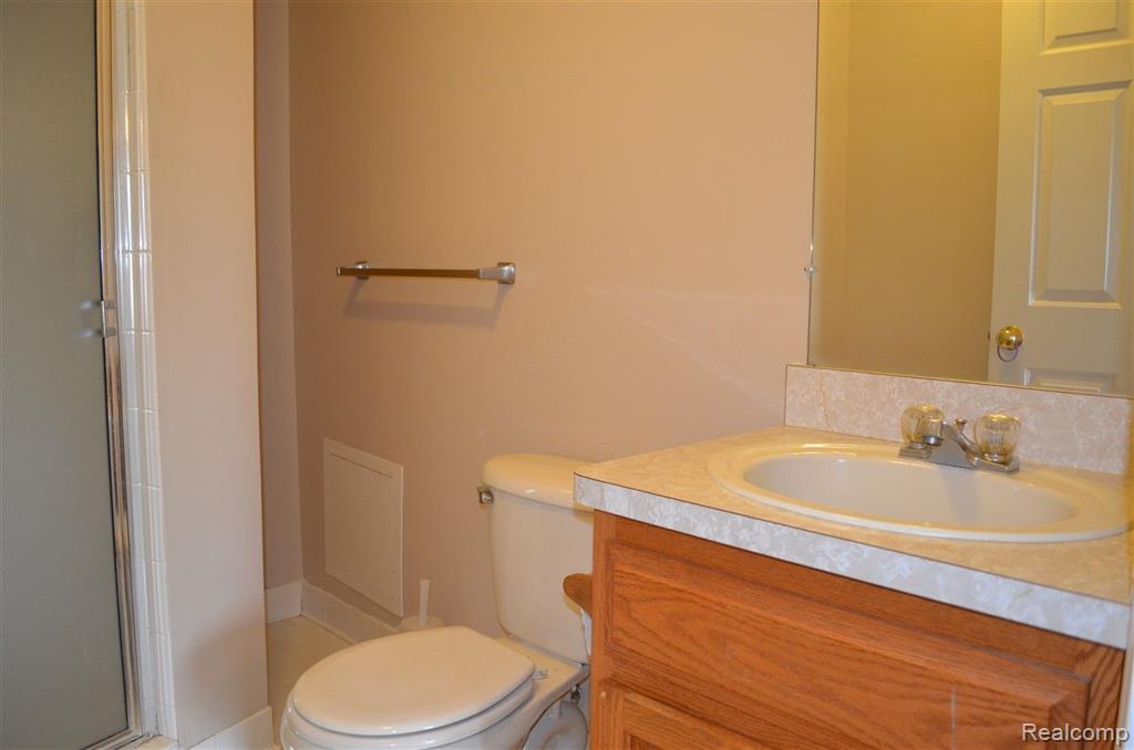 43237 CAPE Drive, Sterling Heights, MI 48313 — Photo 9
