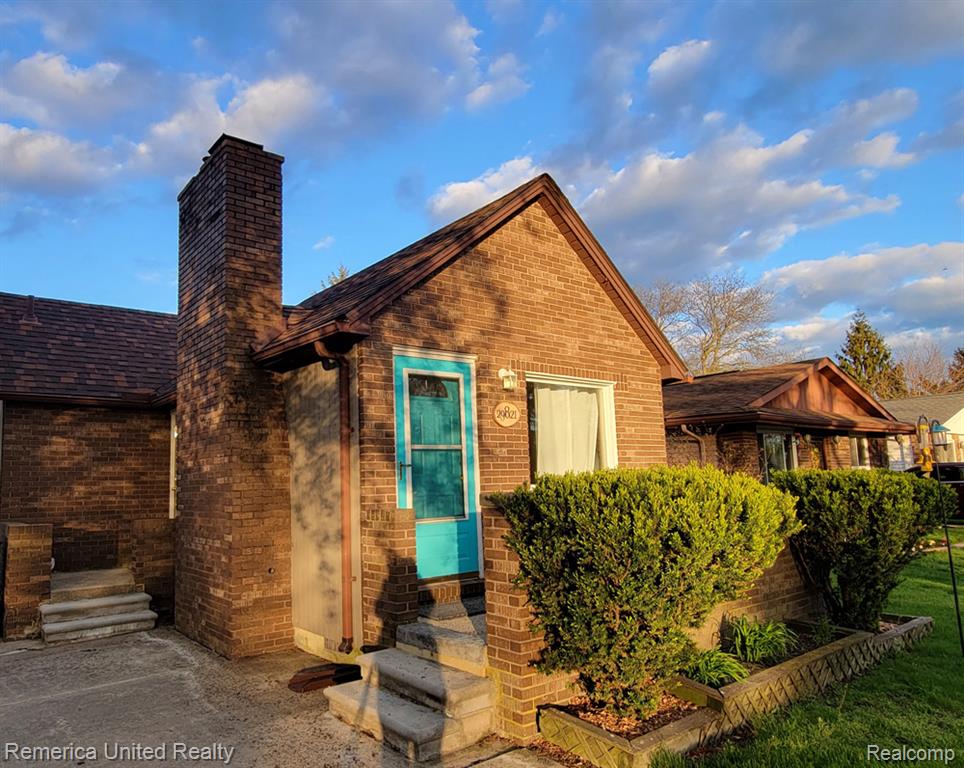 29821 Munro Street, Rockwood, MI — Photo 2