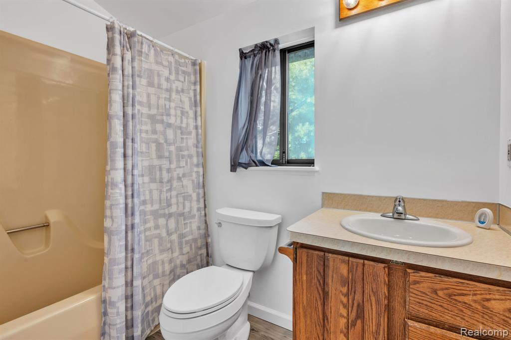 14269 Cole Road, Linden, MI 48451 — Photo 35