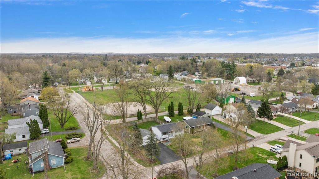 490 Glenn Court, Lake Orion, MI 48362 — Photo 51