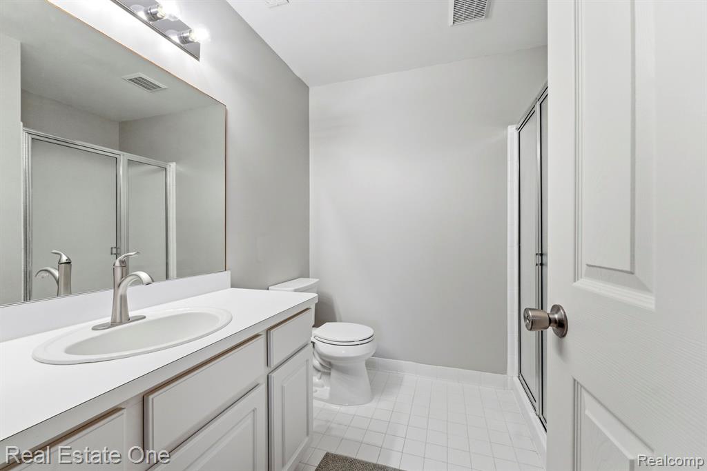 471 Mulberry Street, Wyandotte, MI 48192 — Photo 13