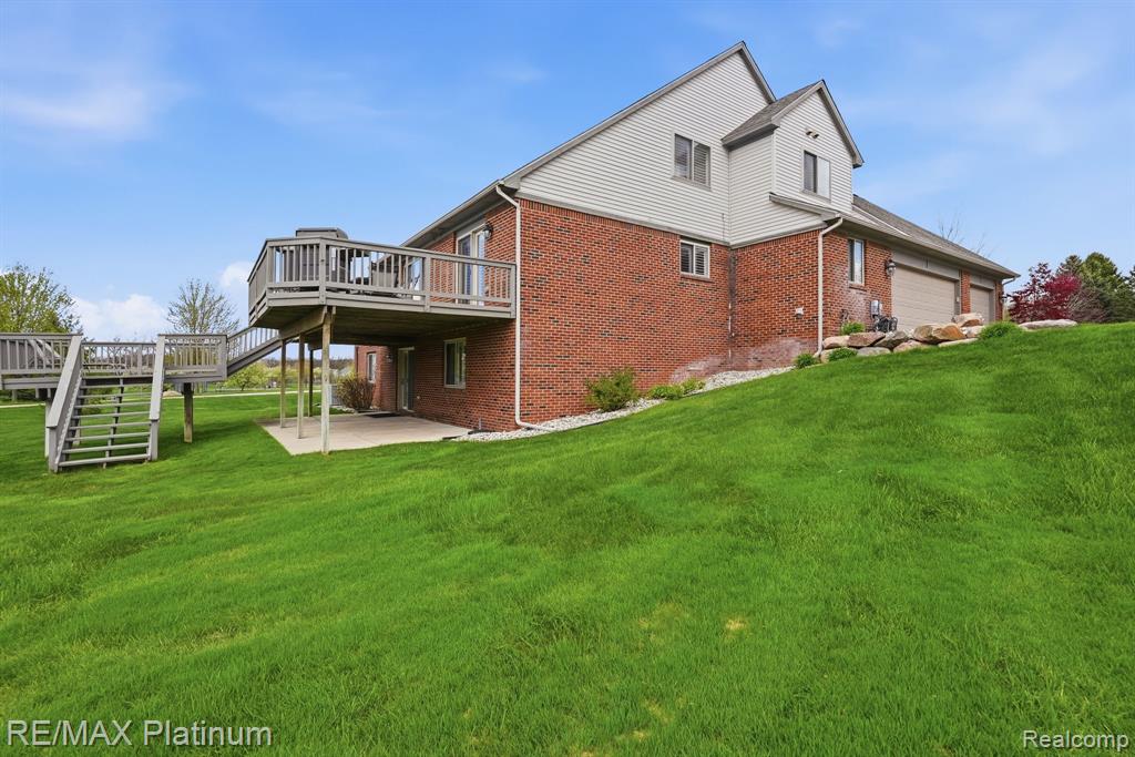 9167 Rotondo Drive, Howell, MI 48855 — Photo 46