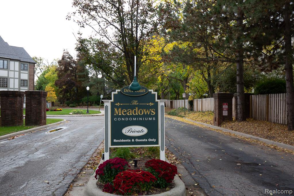 789 Deer Court, Plymouth, MI 48170